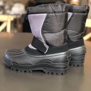 Snow Boots